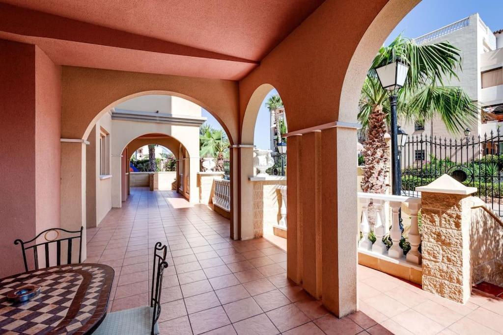 Star Apartman Torrevieja Kültér fotó